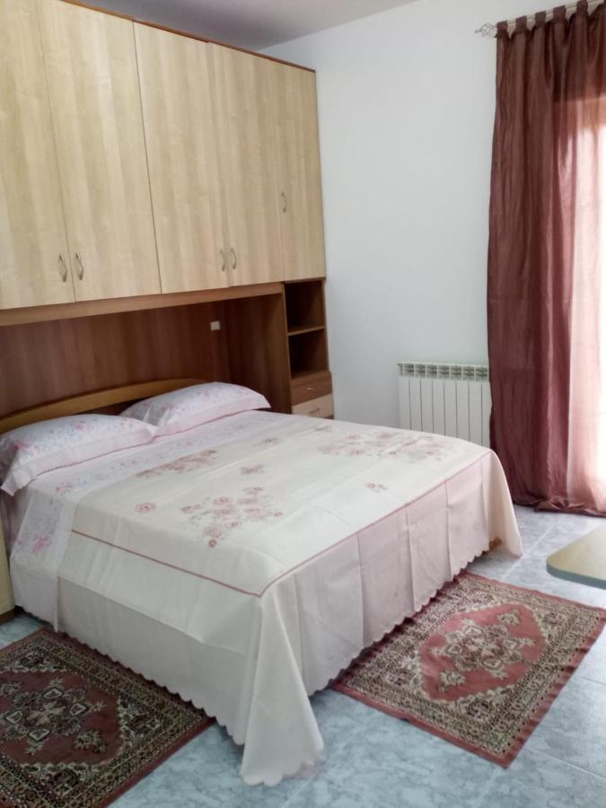 Rosy House Bed & Breakfast สกาเลอา ภายนอก รูปภาพ
