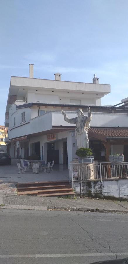 Rosy House Bed & Breakfast สกาเลอา ภายนอก รูปภาพ