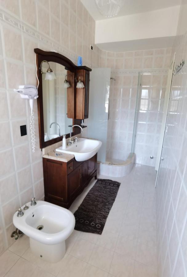 Rosy House Bed & Breakfast สกาเลอา ภายนอก รูปภาพ